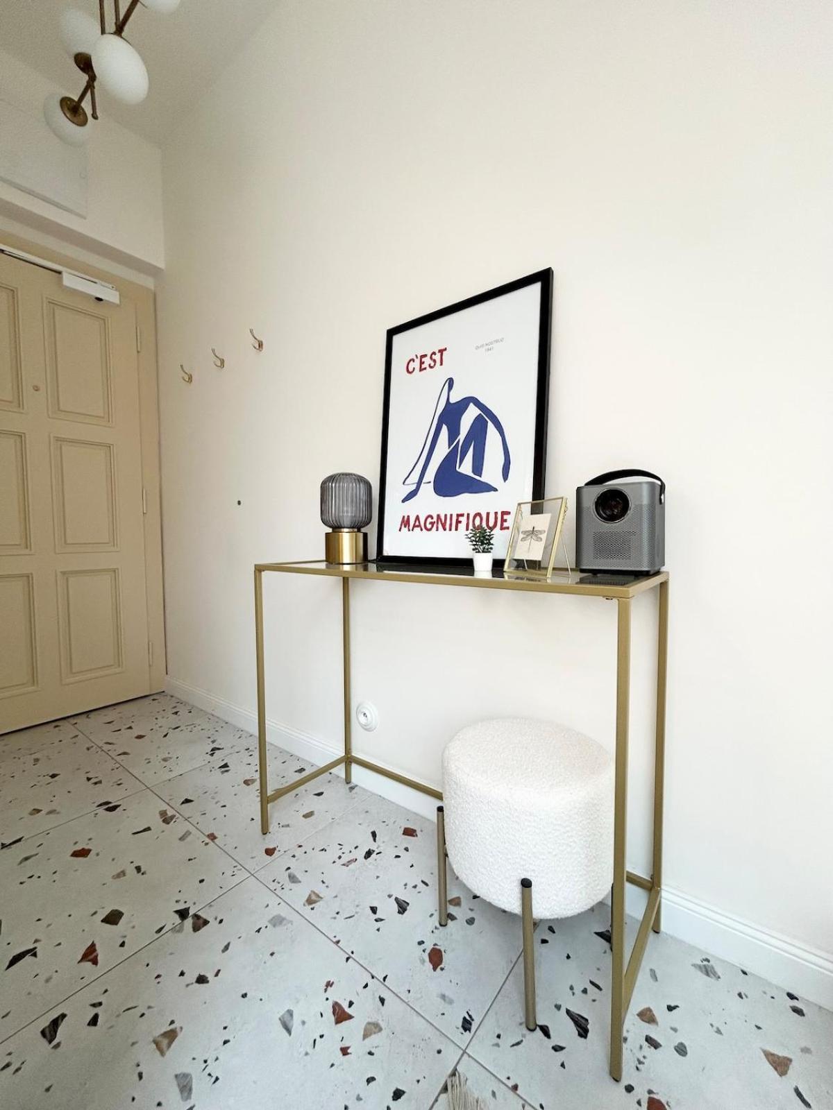 New! Mini-designer Rooftop Ac & Garden, Castle! Prag